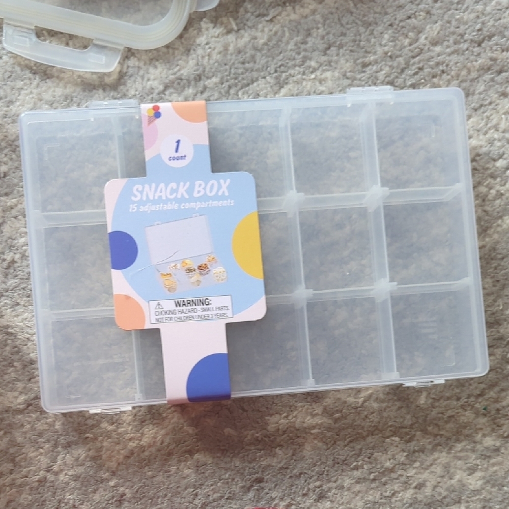 Colorful Food Storage Set with Leaf Design - Picture 3 of 5